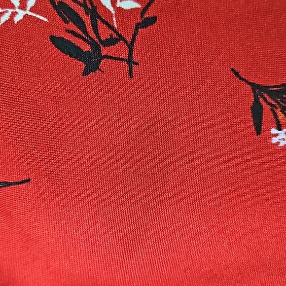 Red Floral Sleeveless Size XXL - Picture 5 of 8